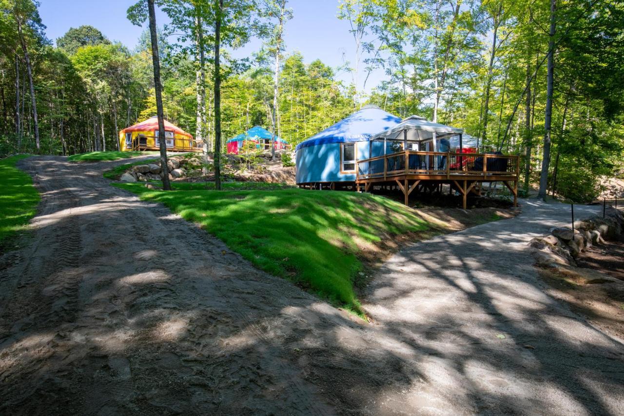 Yourtes Glamping Du Poisson Blanc Notre-Dame-du-Laus 외부 사진